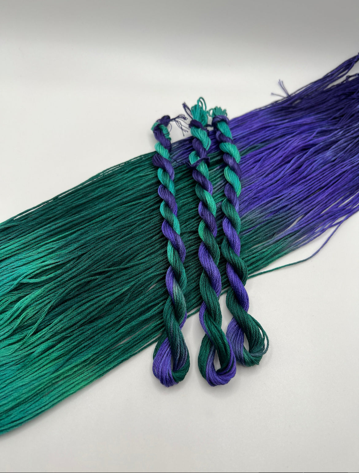 Joker | Size 20 Hand Dyed, 6 cord Cordonnet Thread