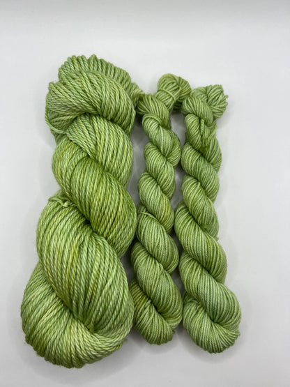 Mint | Hand Dyed Yarn