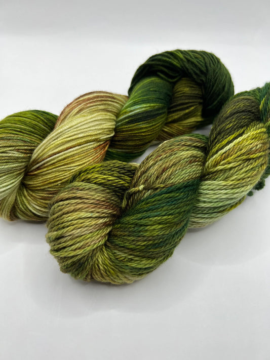 Oregon Loves You | Hand Dyed Yarn