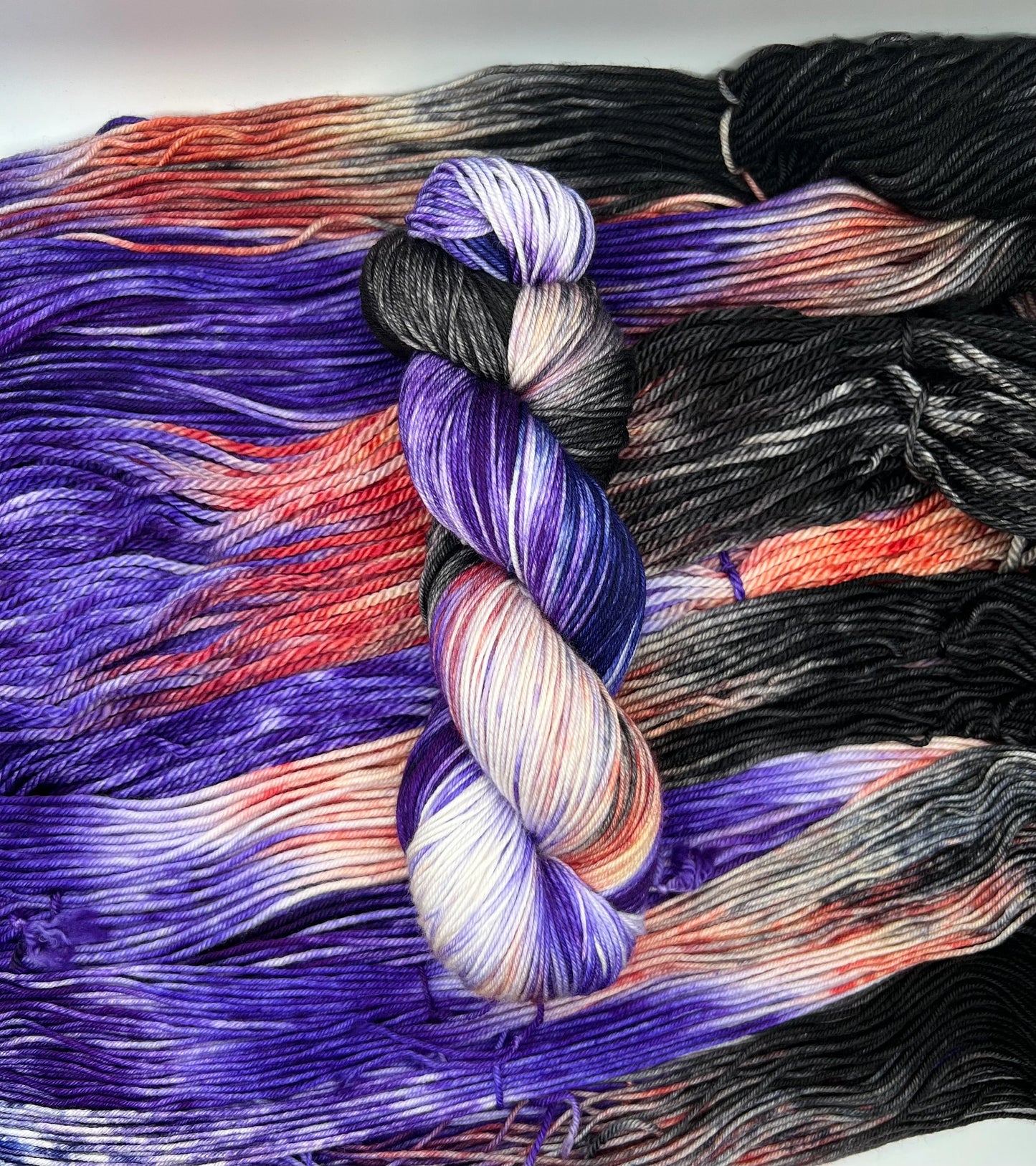 Spooky Sunset Mini | Superwash Merino Yarn Minis